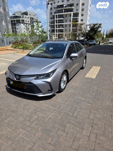 מודעת רכב טויוטה קורולה