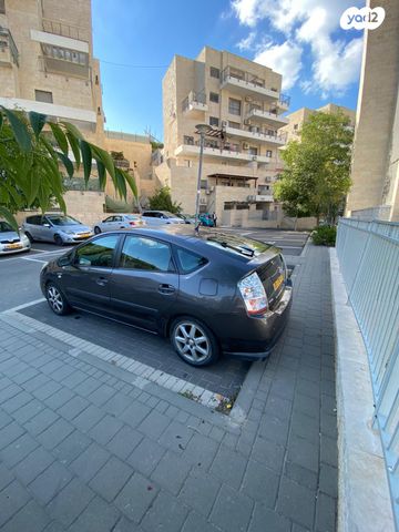 מודעת רכב טויוטה פריוס