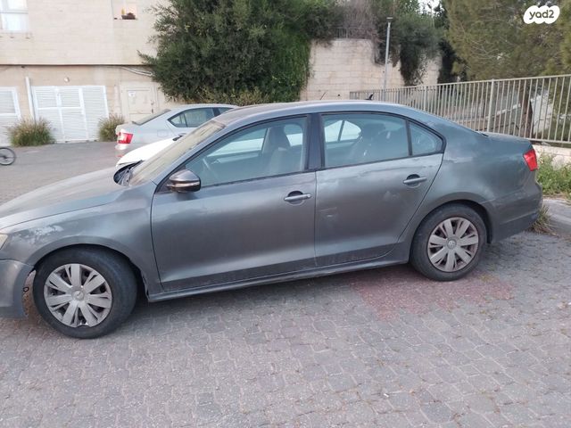 מודעת רכב פולקסווגן ג'טה 