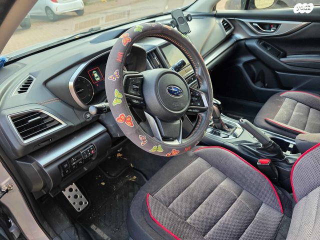 מודעת רכב סובארו XV