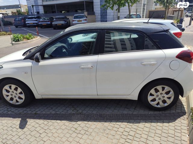 מודעת רכב יונדאי i20