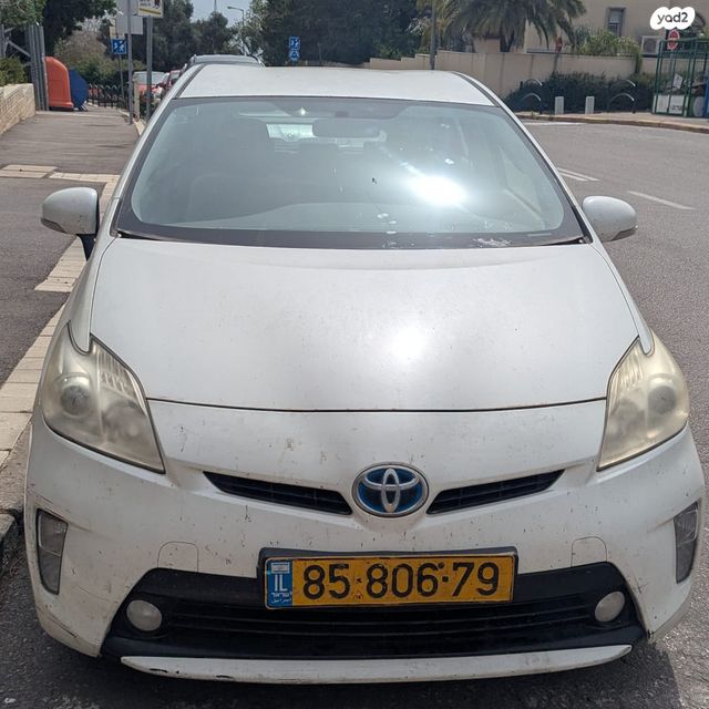 מודעת רכב טויוטה פריוס