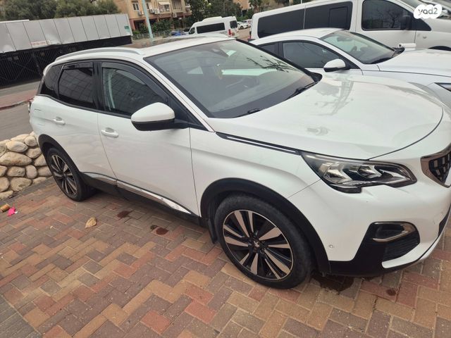 מודעת רכב פיג'ו 3008