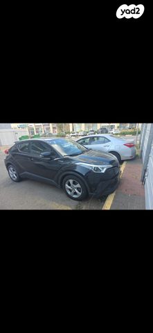 מודעת רכב טויוטה C-HR