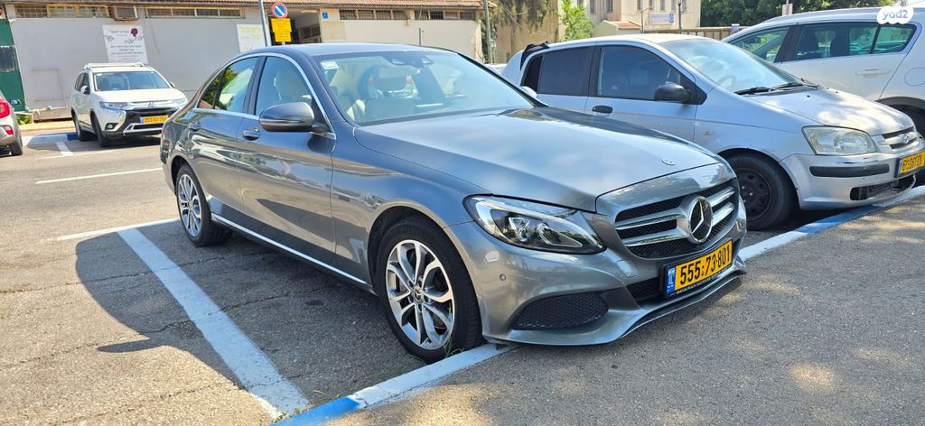 מודעת רכב מרצדס-בנץ C-class