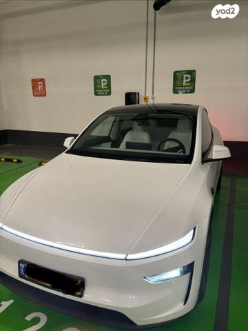 מודעת רכב טסלה מודל Y