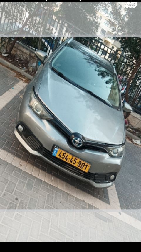 מודעת רכב טויוטה אוריס