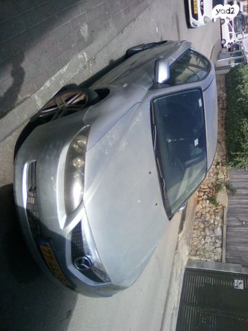 מודעת רכב מאזדה 6