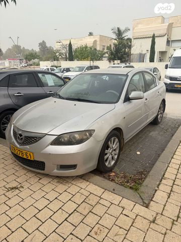 מודעת רכב מאזדה 3