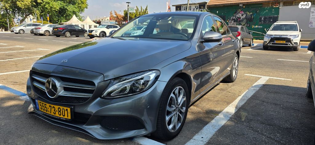 מודעת רכב מרצדס-בנץ C-class