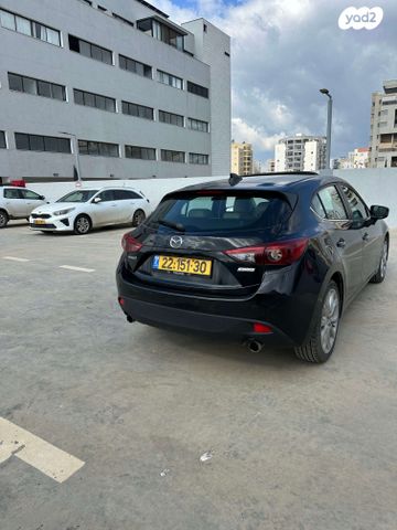 מודעת רכב מאזדה 3