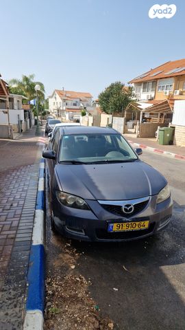 מודעת רכב מאזדה 3