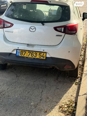 מודעת רכב מאזדה 2