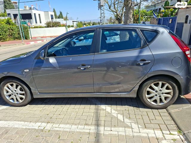 מודעת רכב יונדאי i30
