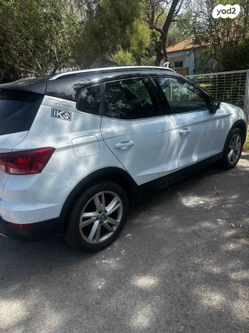 מודעת רכב סיאט ארונה