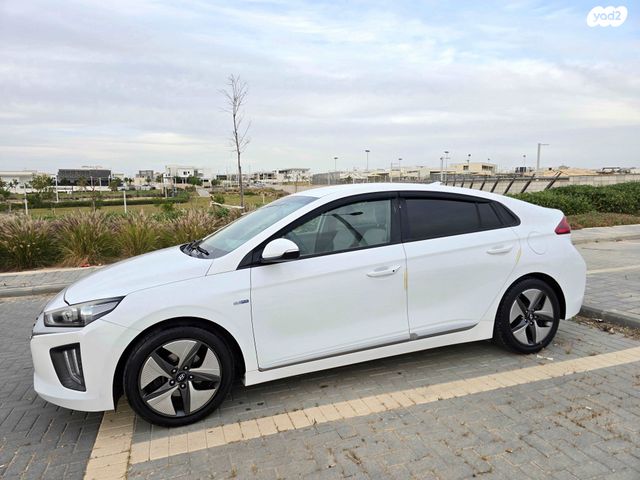 מודעת רכב יונדאי איוניק