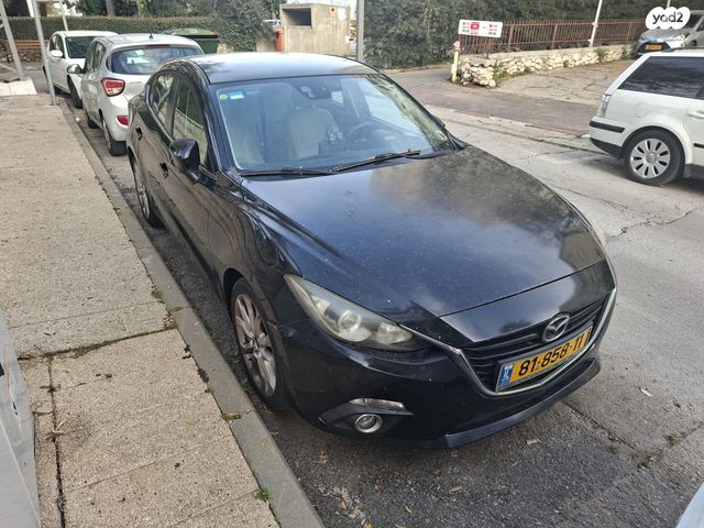 מודעת רכב מאזדה 3
