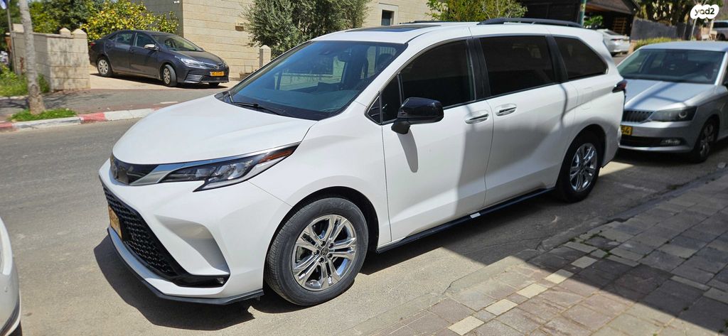 מודעת רכב טויוטה סיינה