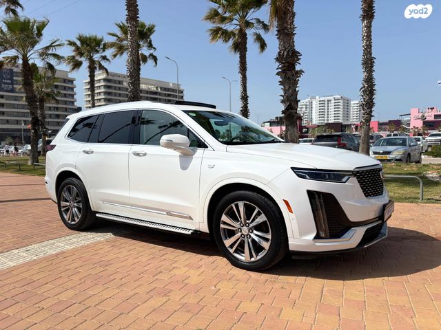 מודעת רכב קאדילק XT6