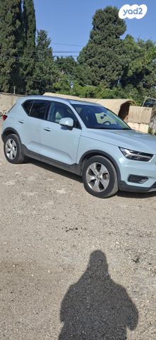 מודעת רכב וולוו XC40