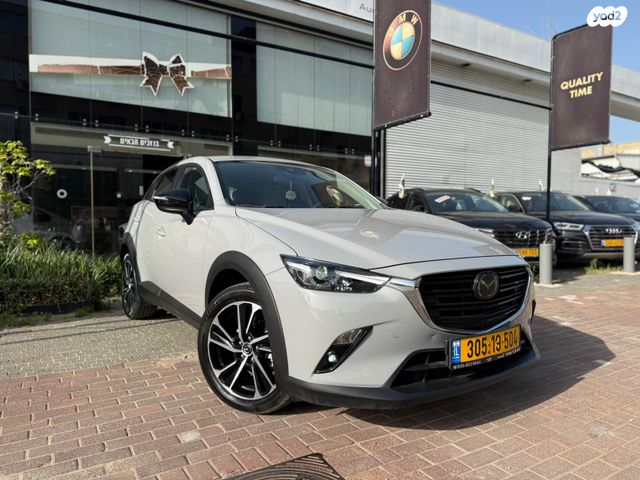 מודעת רכב מאזדה CX-3