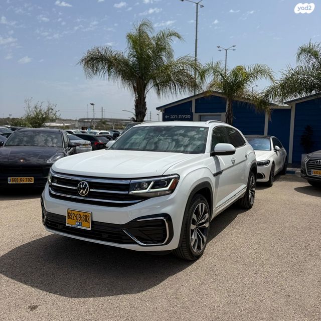 מודעת רכב פולקסווגן אטלס