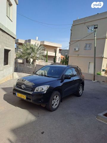 מודעת רכב טויוטה RAV4