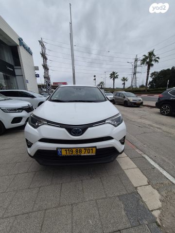 מודעת רכב טויוטה RAV4