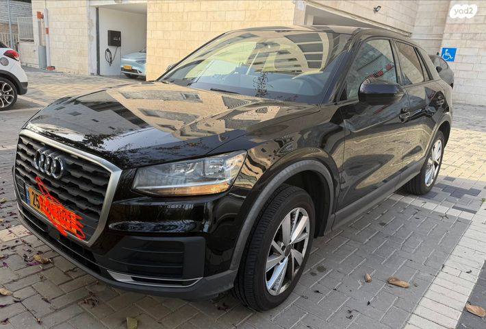 מודעת רכב אאודי Q2