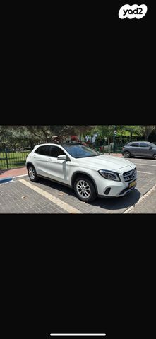 מודעת רכב מרצדס-בנץ GLA