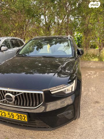 מודעת רכב וולוו XC40