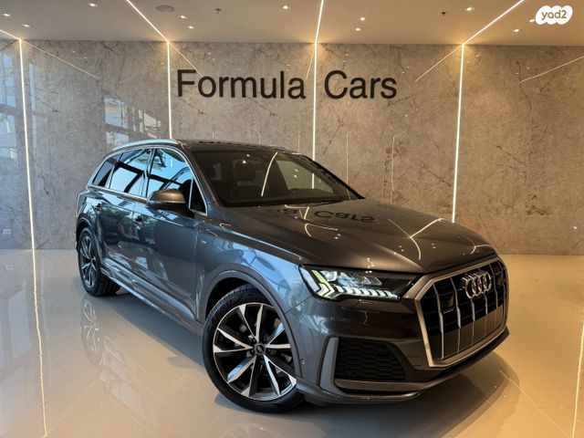 מודעת רכב אאודי Q7