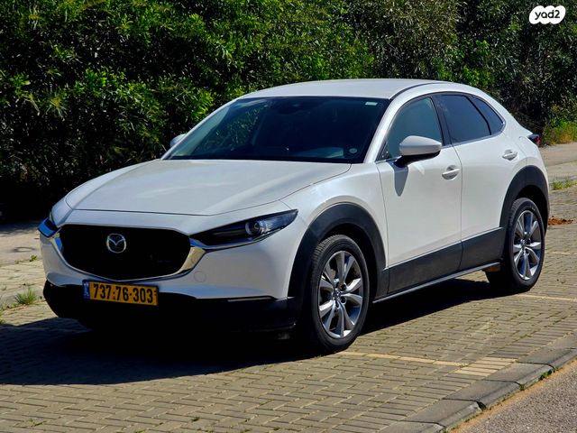 מודעת רכב מאזדה CX-30 1