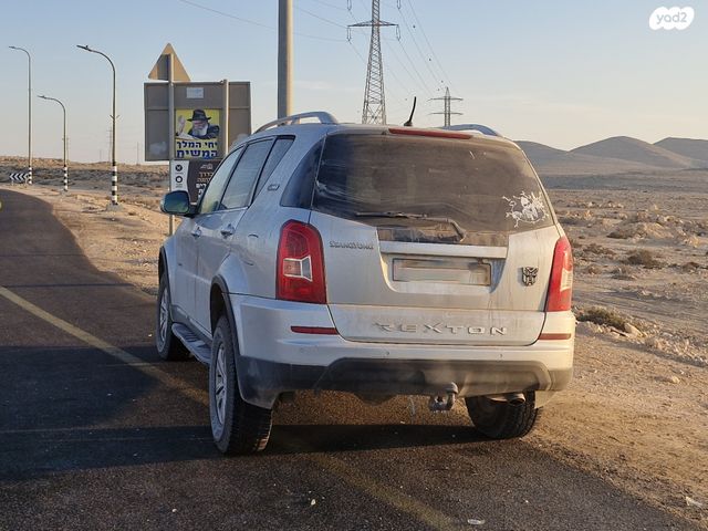 מודעת רכב סאנגיונג רקסטון