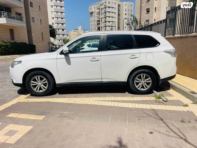 מודעת רכב מיצובישי אאוטלנדר