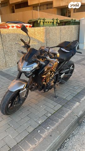 מודעת רכב קאוואסאקי Z900