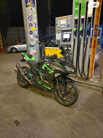 מודעת רכב קאוואסאקי נינג'ה 400