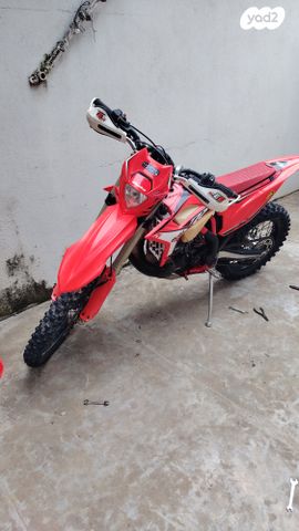 מודעת רכב בטא RR300