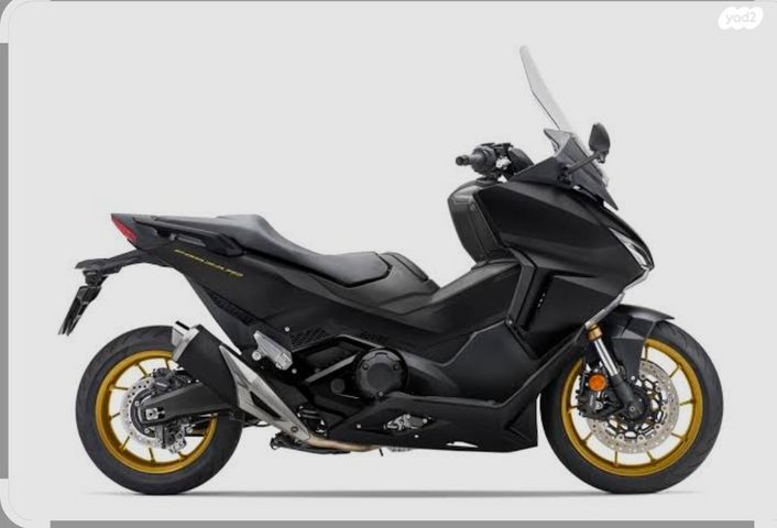 מודעת רכב הונדה פורזה 750