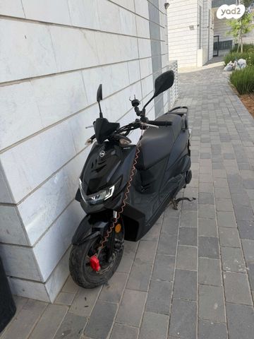 מודעת רכב סאן יאנג Jet 4 RX