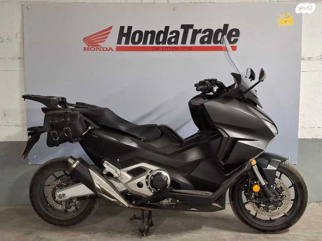 מודעת רכב הונדה פורזה 750