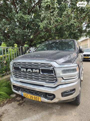 מודעת רכב דודג'