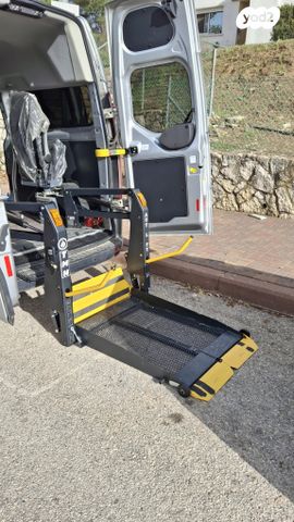 feedItemObj.data.row_1