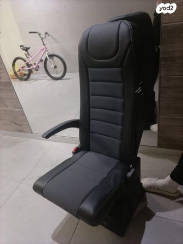 feedItemObj.data.row_1