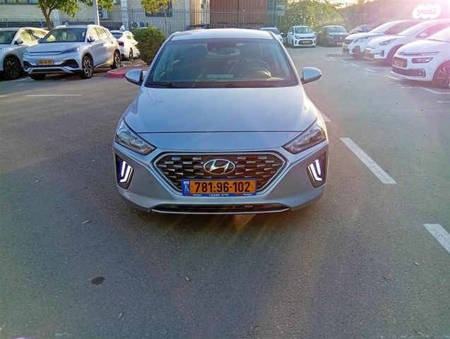 מודעת רכב יונדאי איוניק