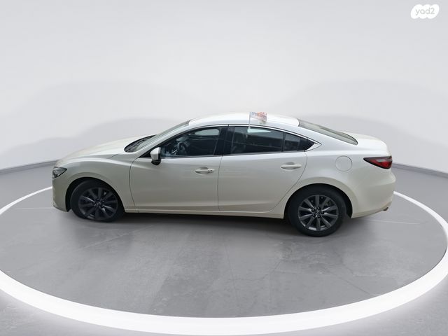 מודעת רכב מאזדה 6