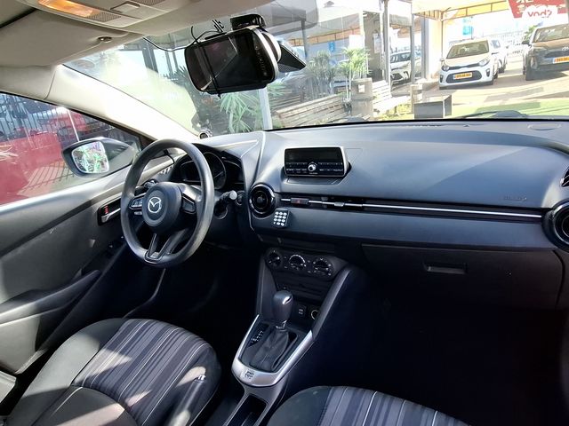 מודעת רכב מאזדה 2 1