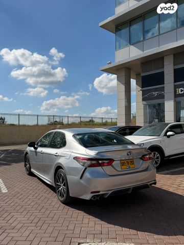 מודעת רכב טויוטה קאמרי