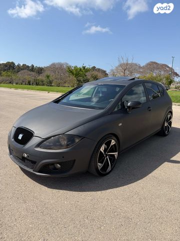 מודעת רכב סיאט לאון