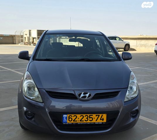 מודעת רכב יונדאי i20